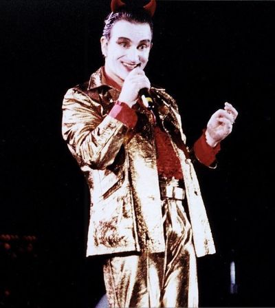 u2%202.jpg